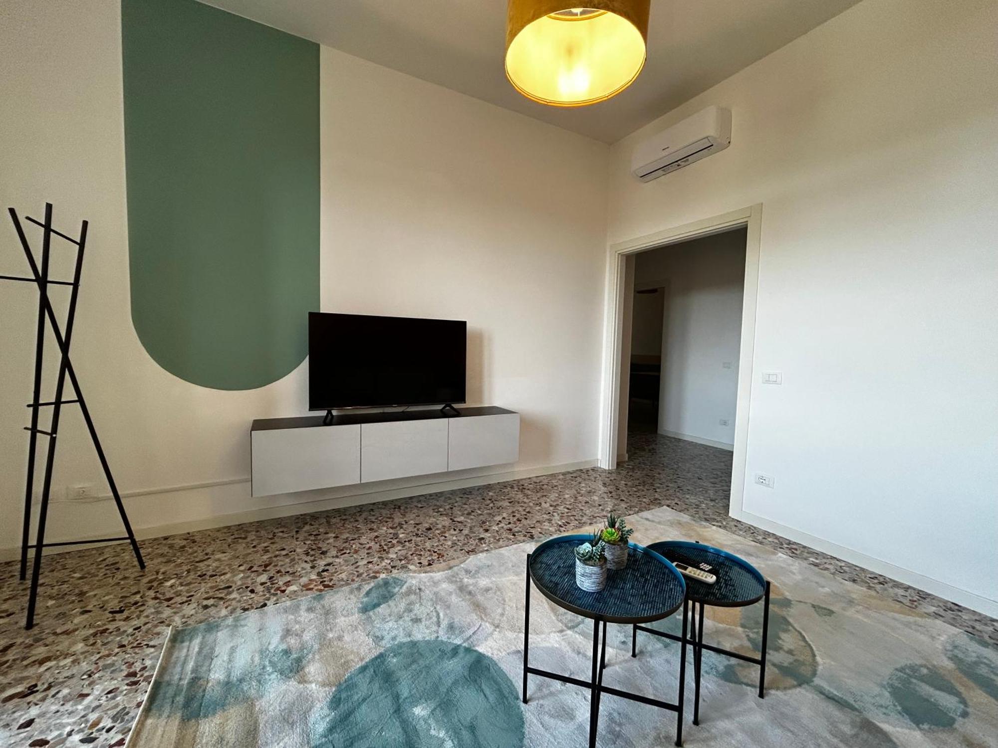 Big House-Private Parking-12" Walk From The Arena Verona Exterior foto